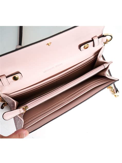 michael kors jet set wallet on chain